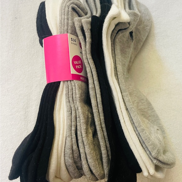 10 pairs new liner socks- Four Ralph Lauren. Six Hue. - Picture 3 of 3